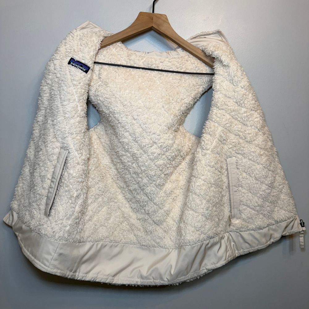 Patagonia Women's Hooded Reversible Puffer Vest Cream Fleece Lined Size X-Small - Picture 4 of 8